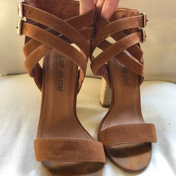 Leila Stone Sandals - Picture 1 of 7